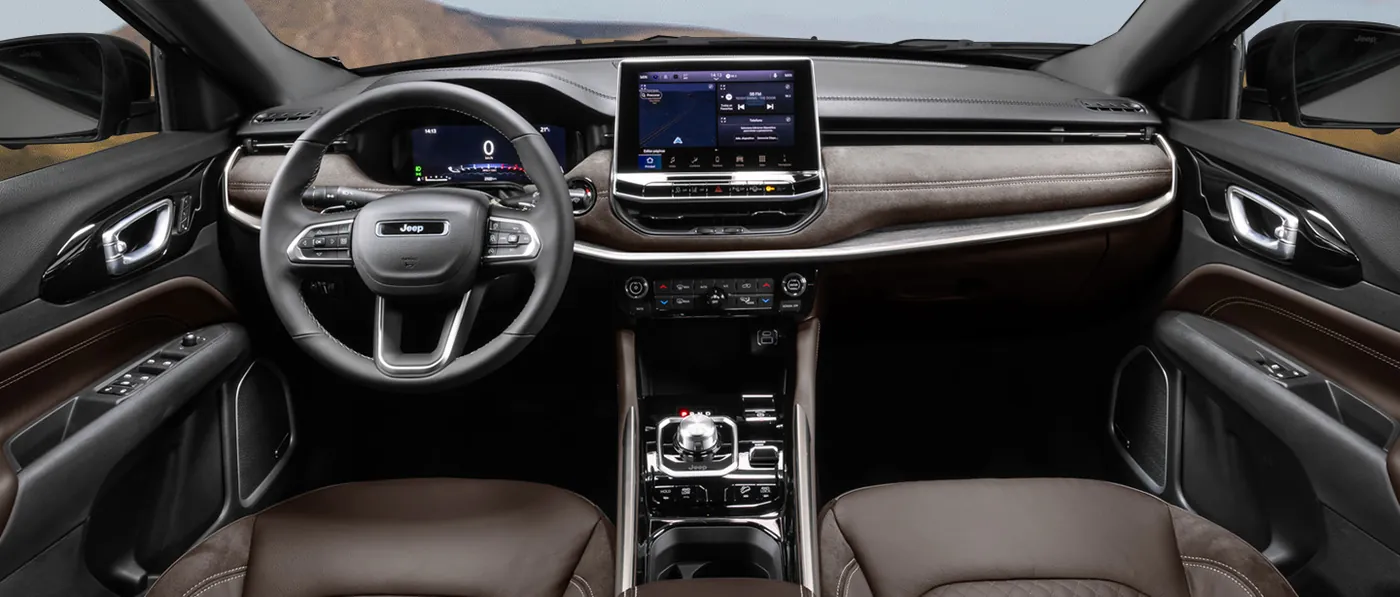 Puesto de manejo del Jeep Commander